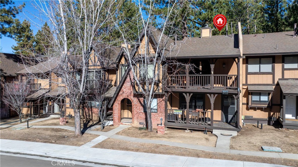569 Summit Boulevard 6