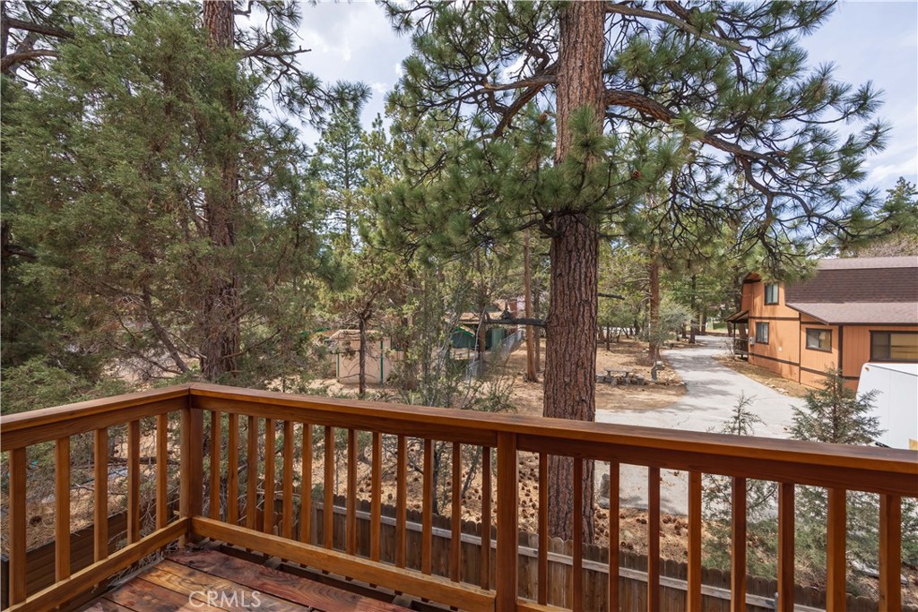 552 Maple Lane