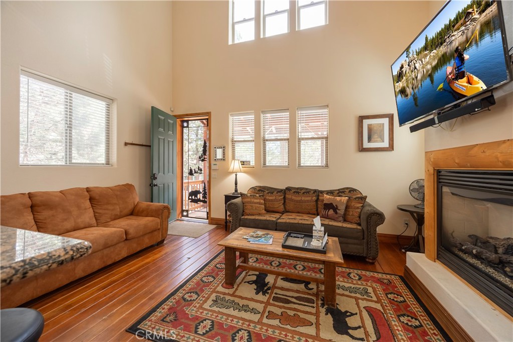 552 Maple Lane