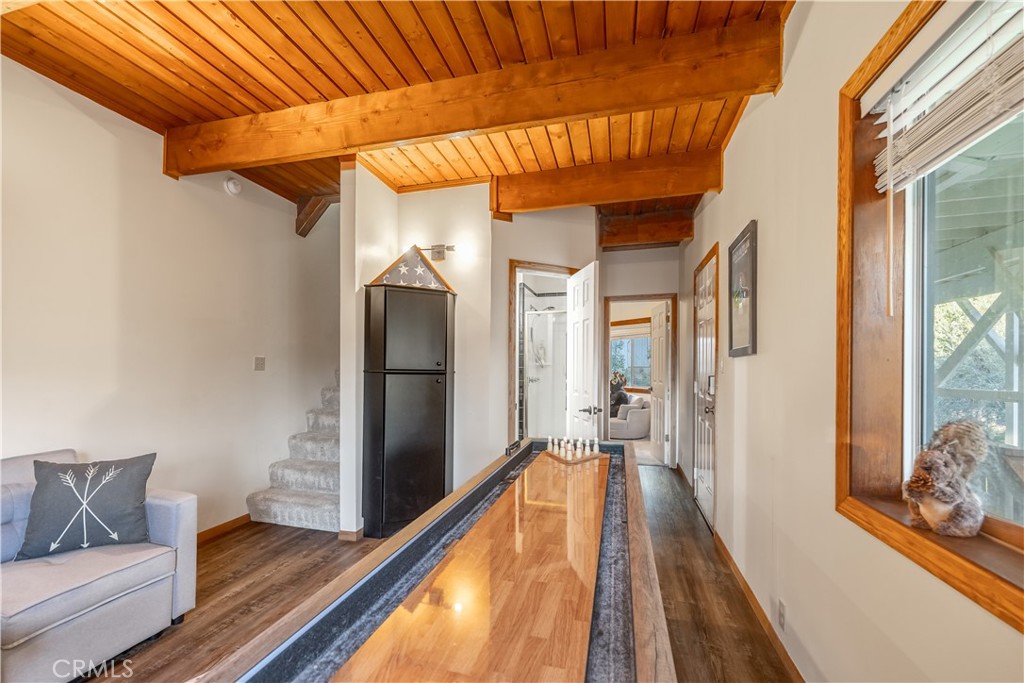 43811 Canyon Crest Drive