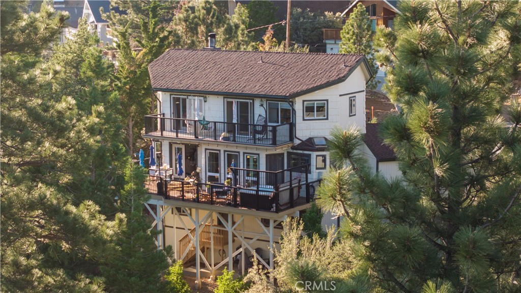 43811 Canyon Crest Drive