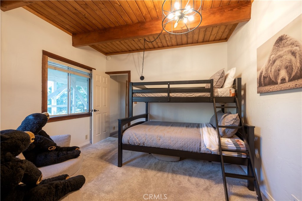 43811 Canyon Crest Drive