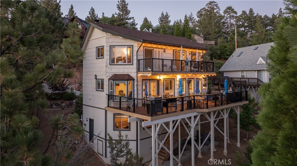 43811 Canyon Crest Drive