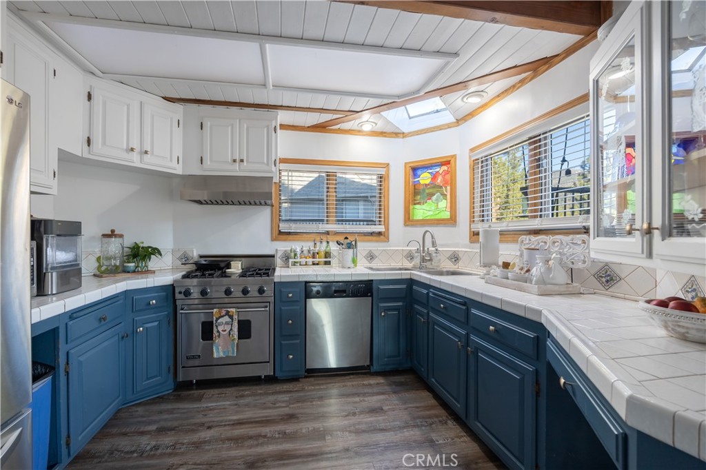 43811 Canyon Crest Drive