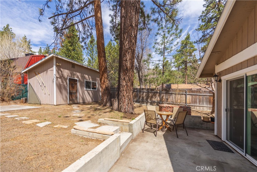 1101 Sierra Avenue