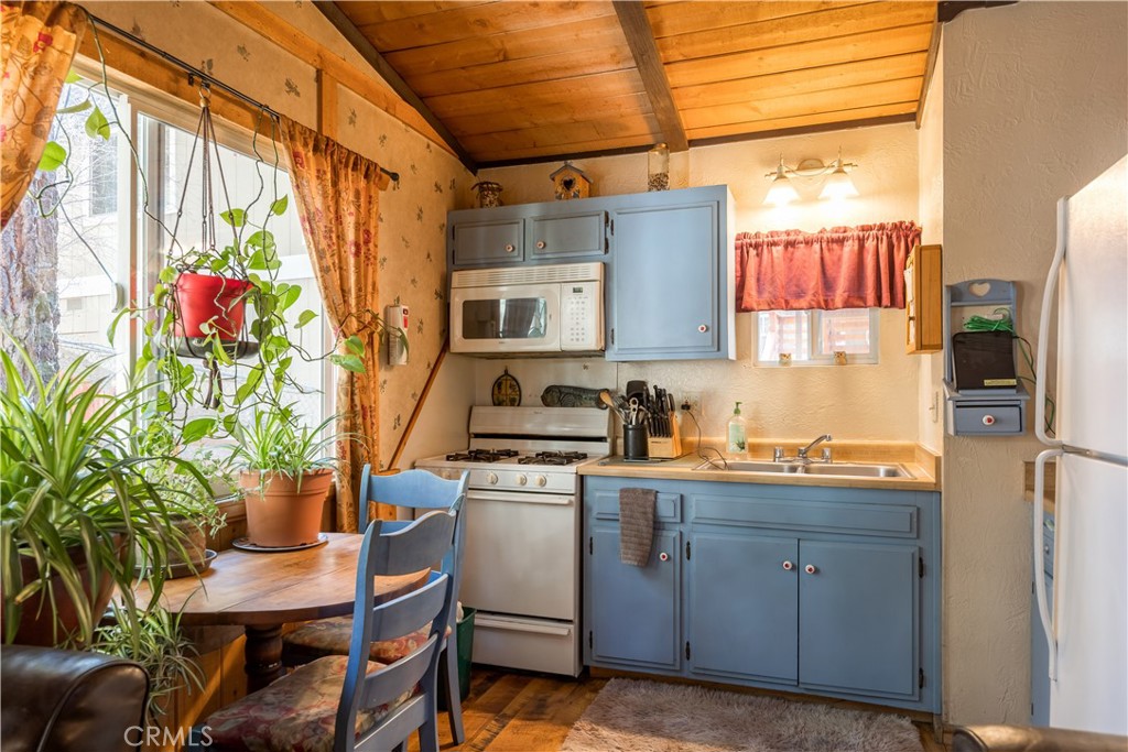 409 Sugarloaf Boulevard