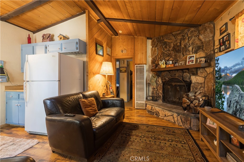 409 Sugarloaf Boulevard