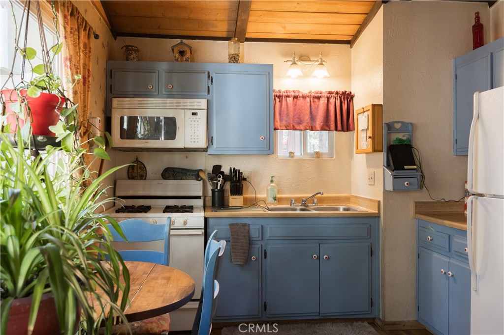 409 Sugarloaf Boulevard