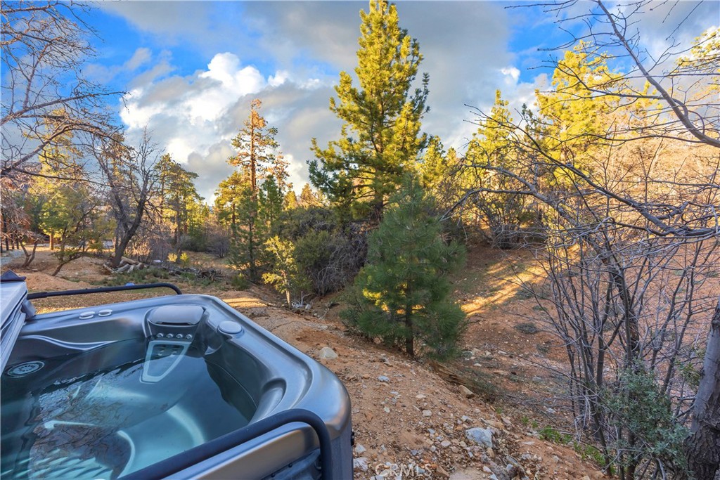 1618 Tuolumne Road