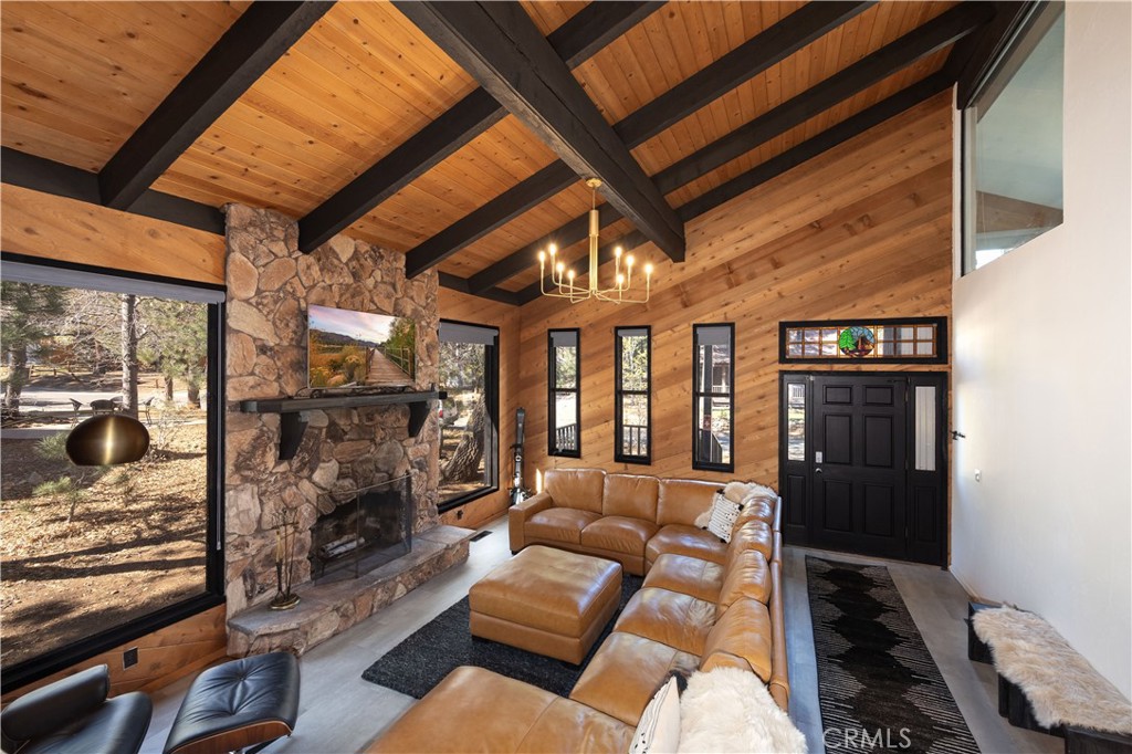 1720 Cascade Road