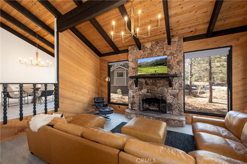 1720 Cascade Road