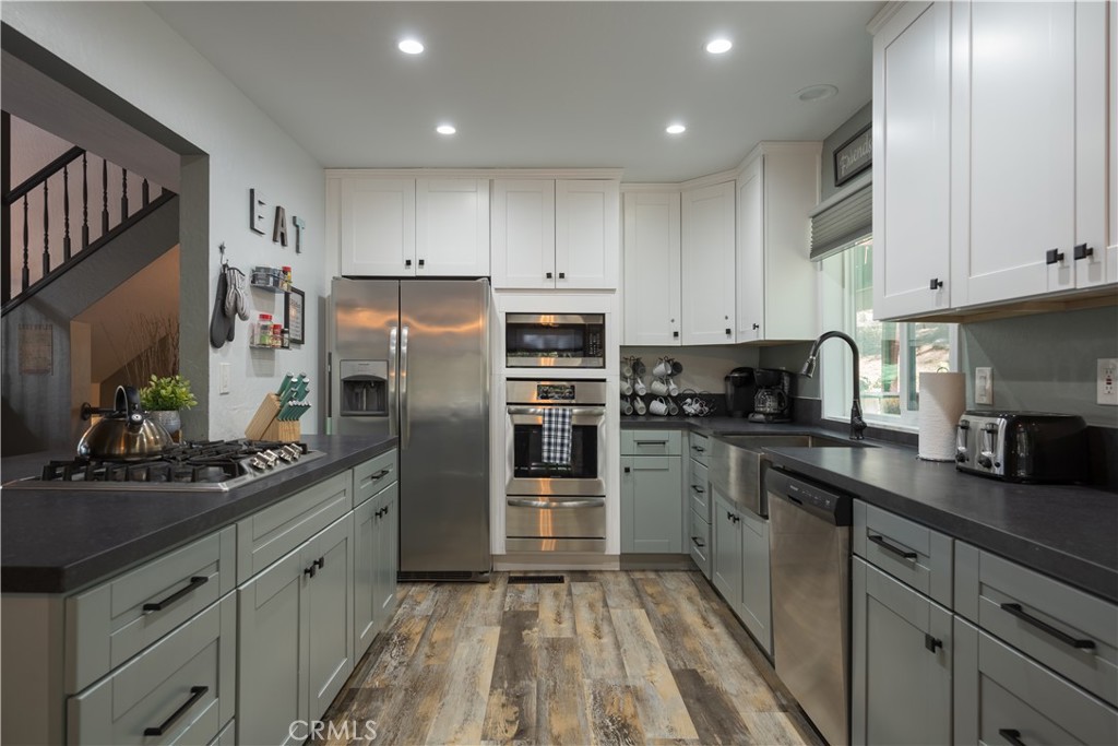 1315 Sequoia Drive