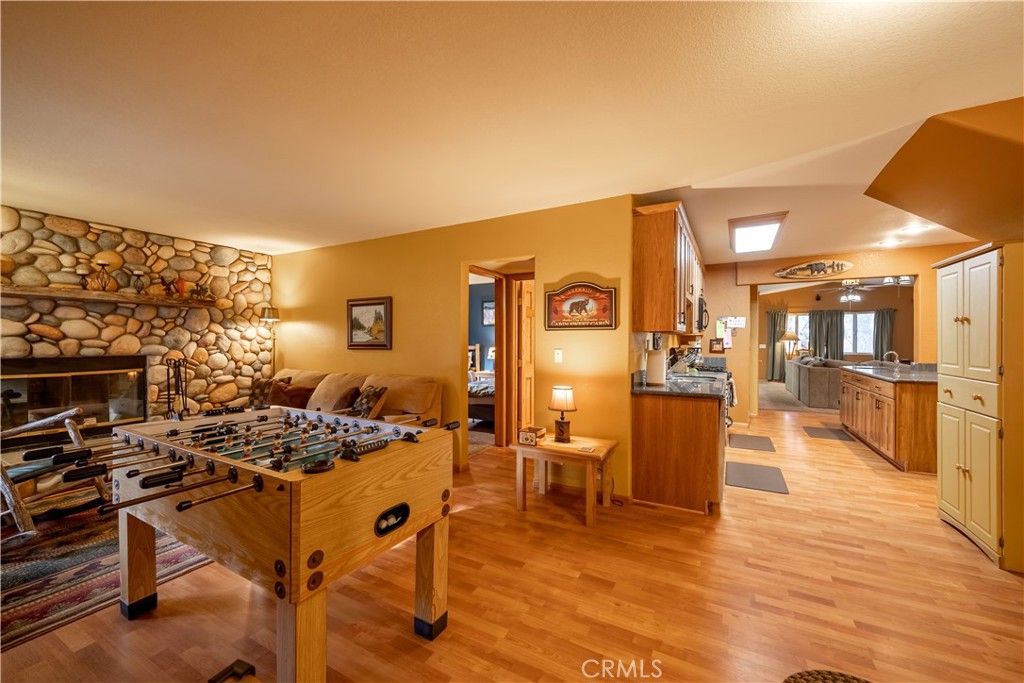 209 E Aeroplane Boulevard