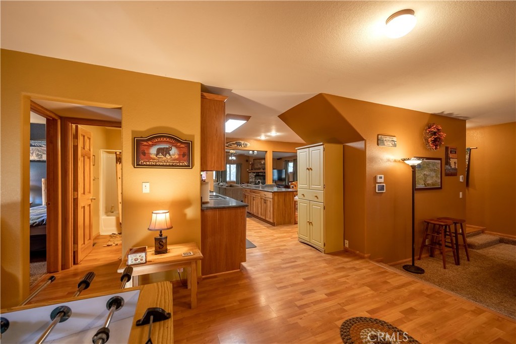 209 E Aeroplane Boulevard