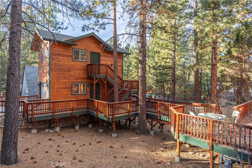 209 E Aeroplane Boulevard