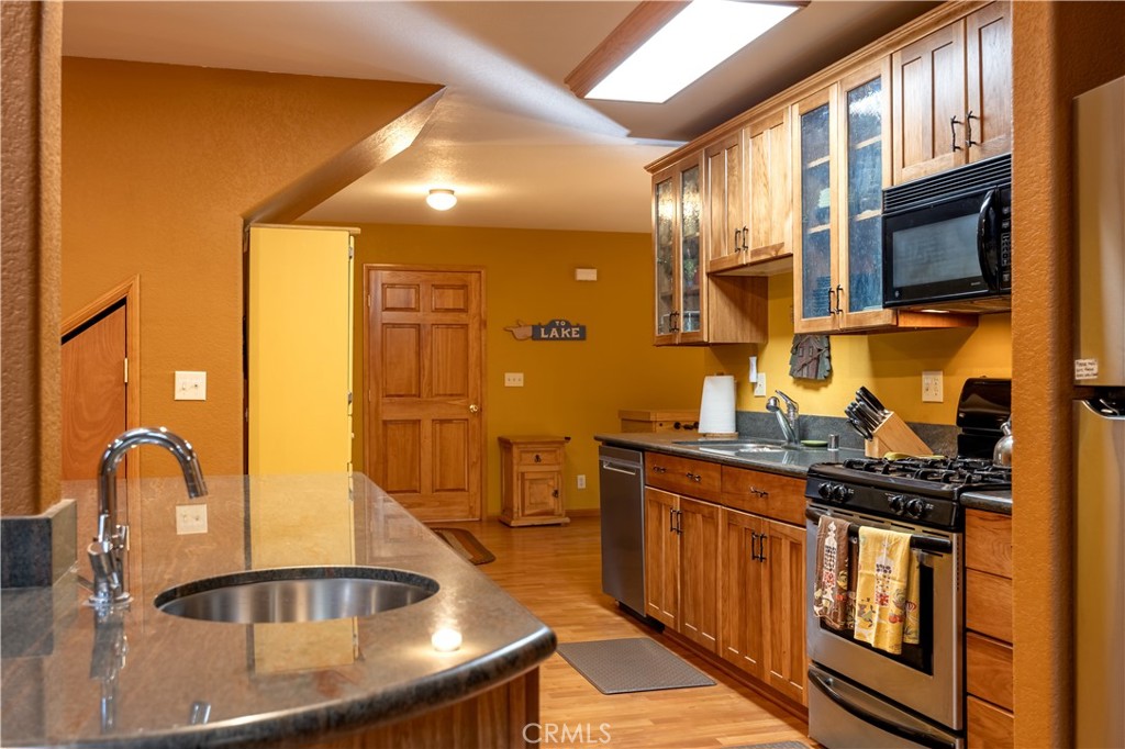 209 E Aeroplane Boulevard