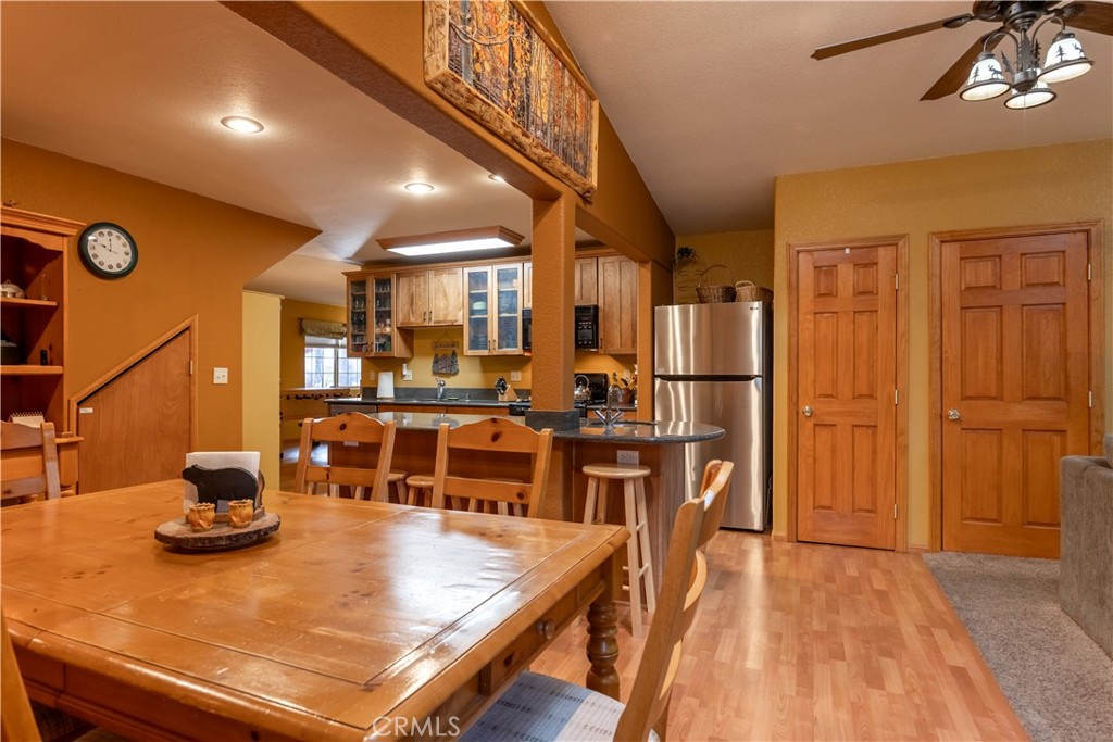 209 E Aeroplane Boulevard