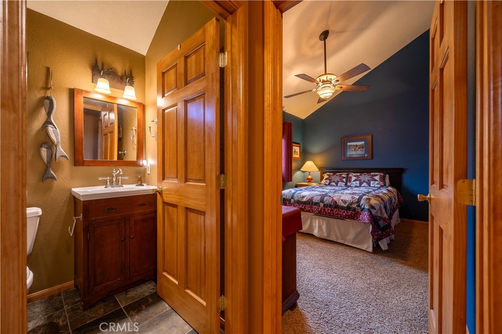 209 E Aeroplane Boulevard