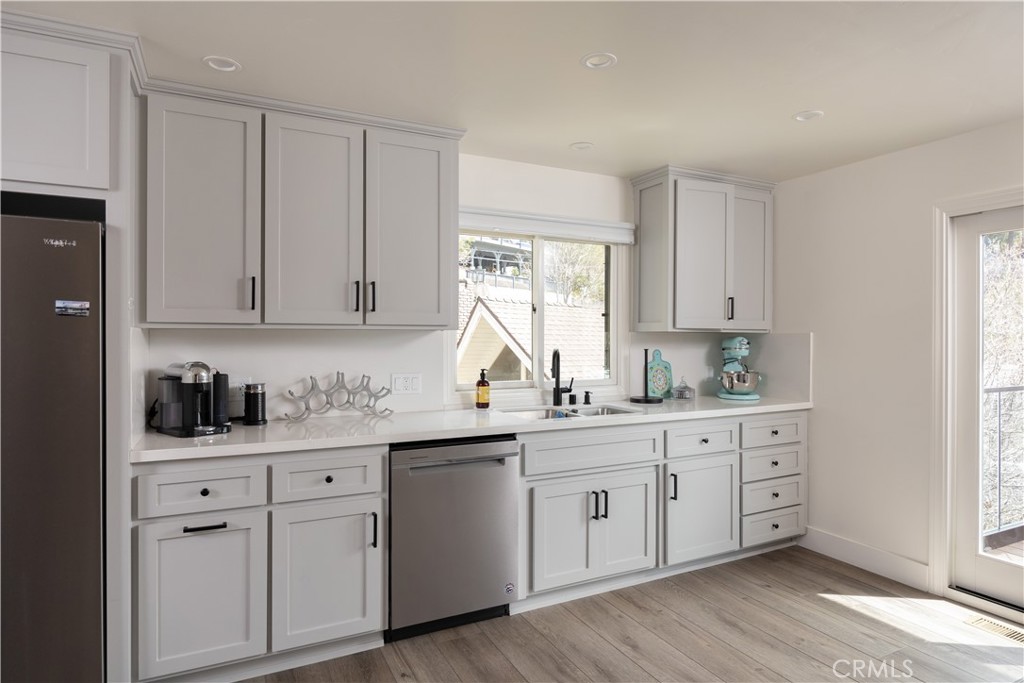 28744 Palisades Drive