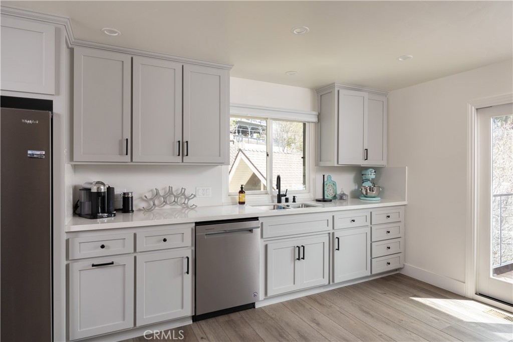 28744 Palisades Drive