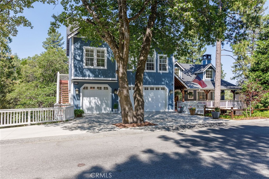 28575 Manitoba Drive