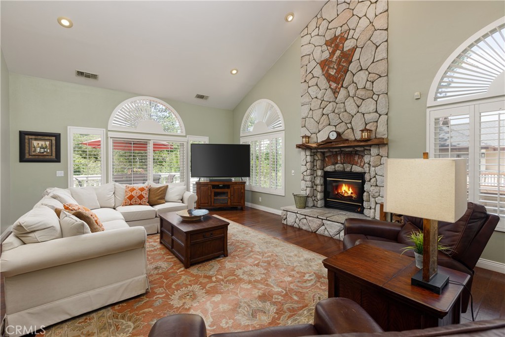 28575 Manitoba Drive