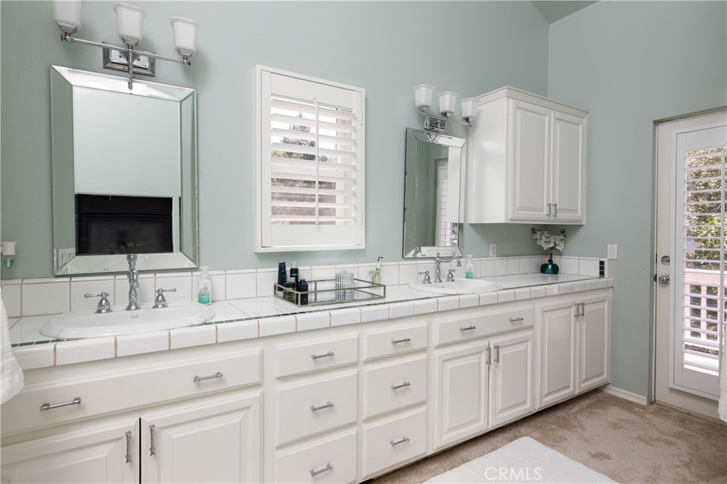 28575 Manitoba Drive