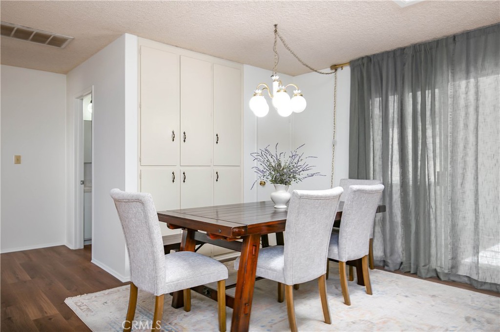 46404 Kings Canyon Road