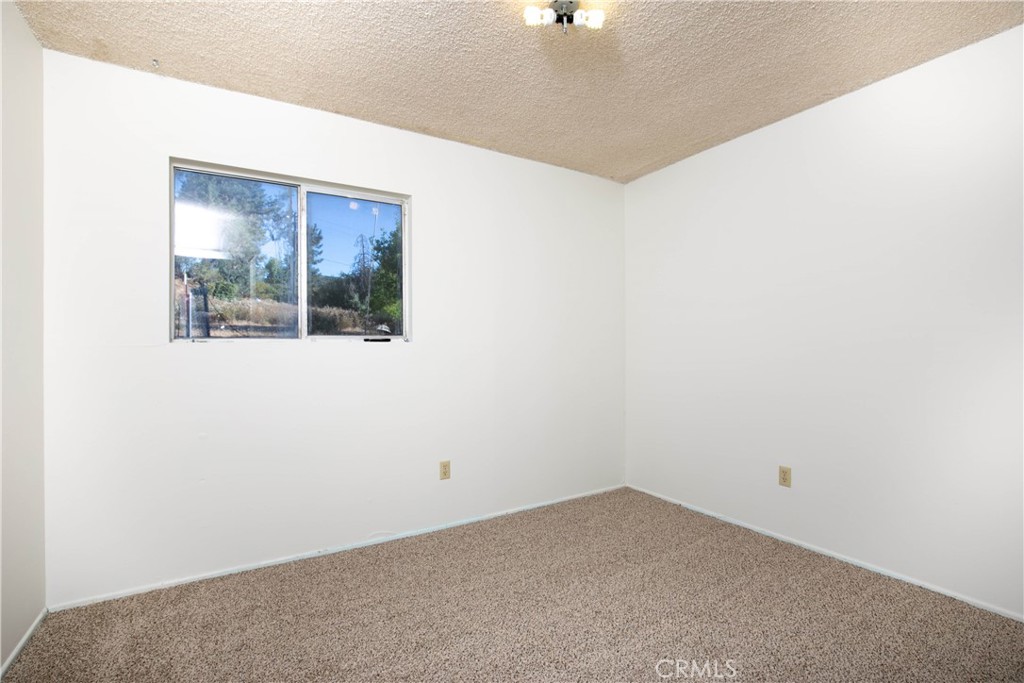 46404 Kings Canyon Road