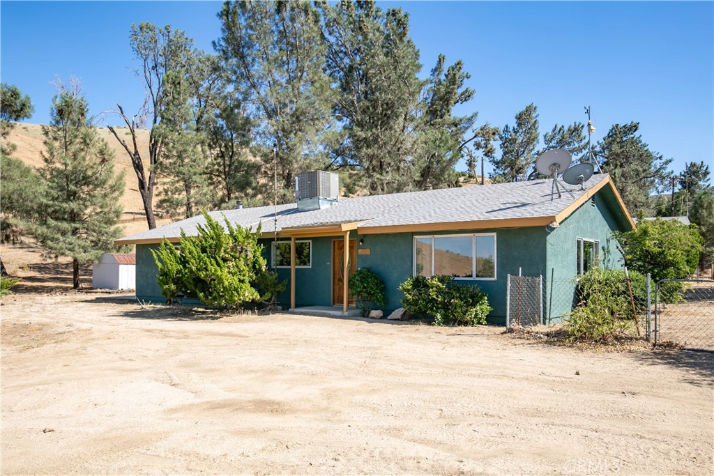 46404 Kings Canyon Road