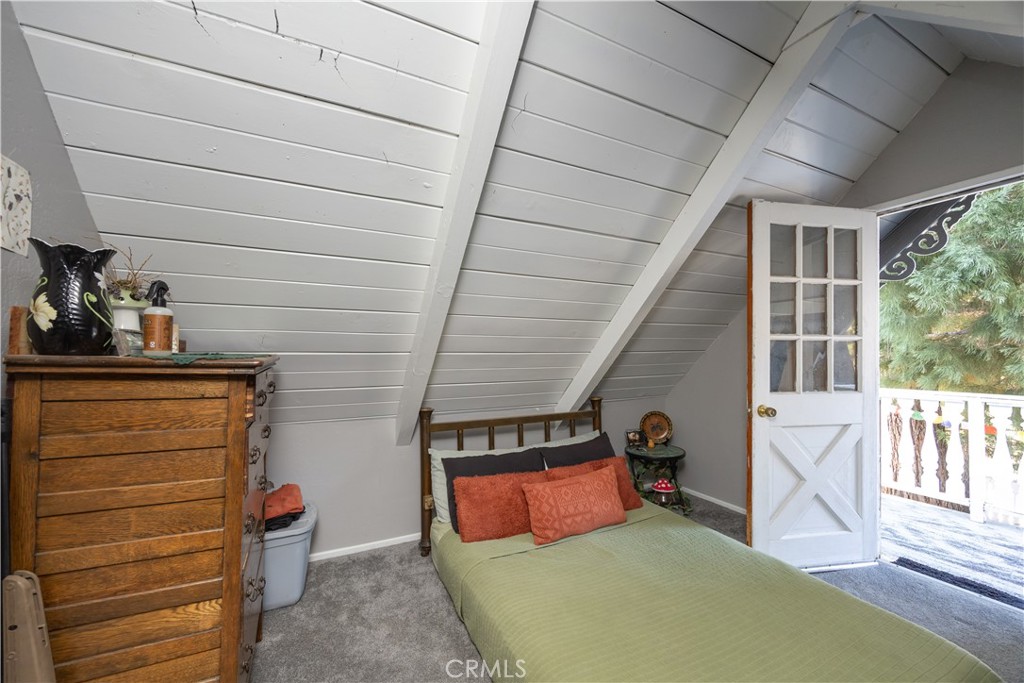 1025 W Country Club Boulevard