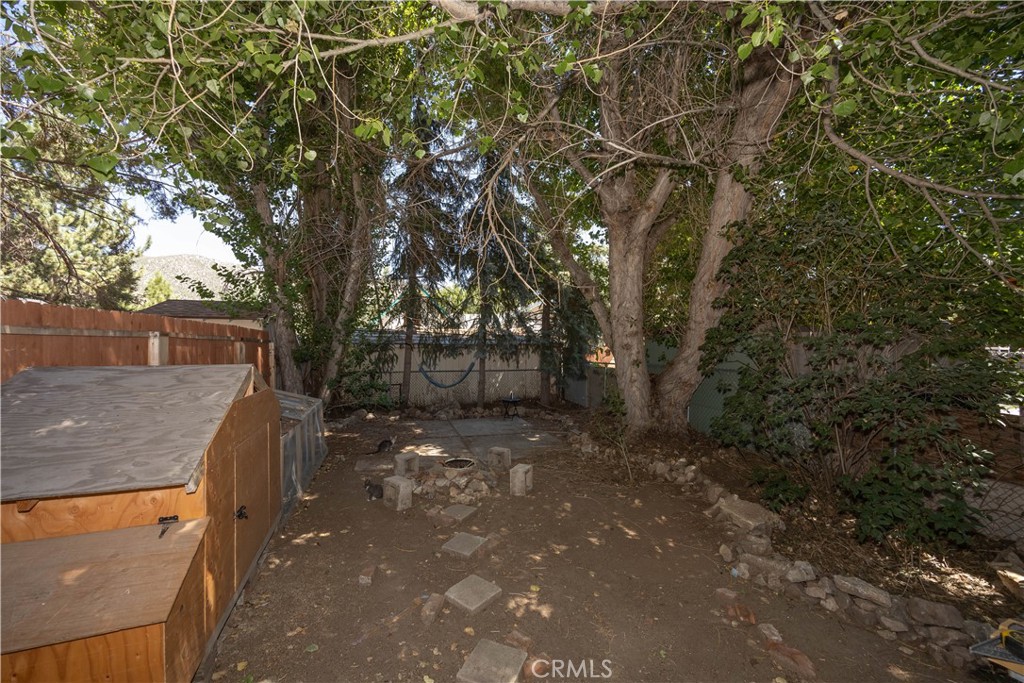 1025 W Country Club Boulevard