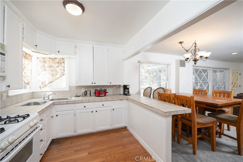 1007 Knickerbocker Road