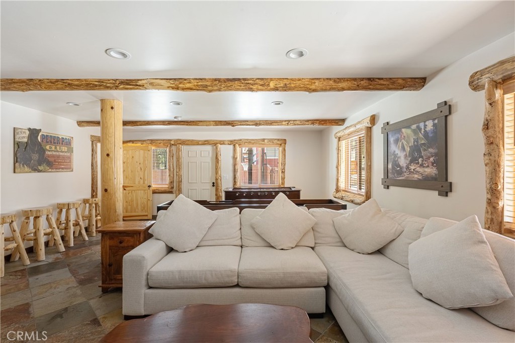 243 Santa Clara Boulevard