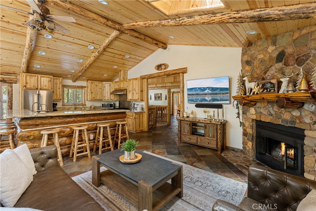 243 Santa Clara Boulevard