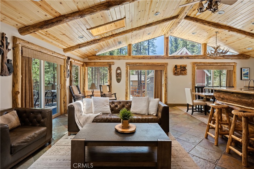 243 Santa Clara Boulevard