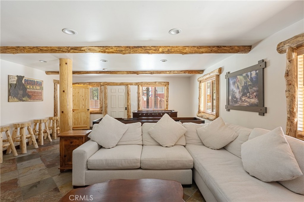 243 Santa Clara Boulevard