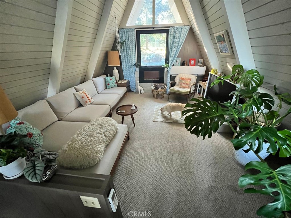 767 Grass Valley Road