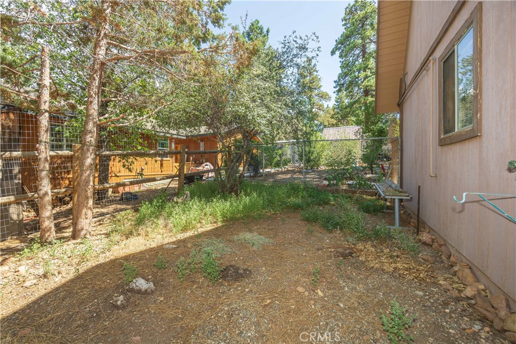 809 San Bernardino Avenue