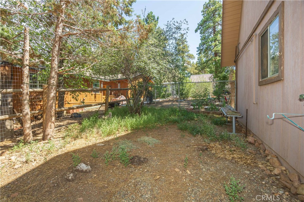 809 San Bernardino Avenue