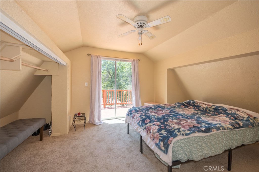 809 San Bernardino Avenue