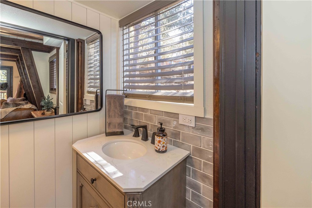 1107 Cedar Mountain Road