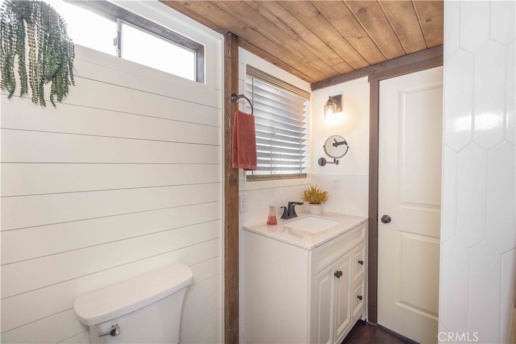 1107 Cedar Mountain Road