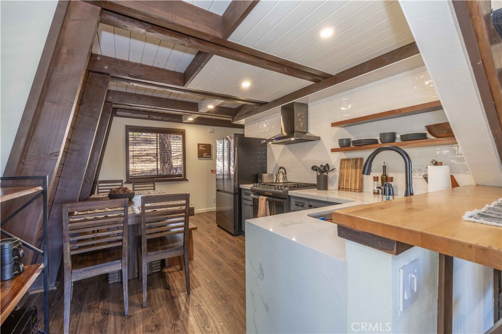 1107 Cedar Mountain Road