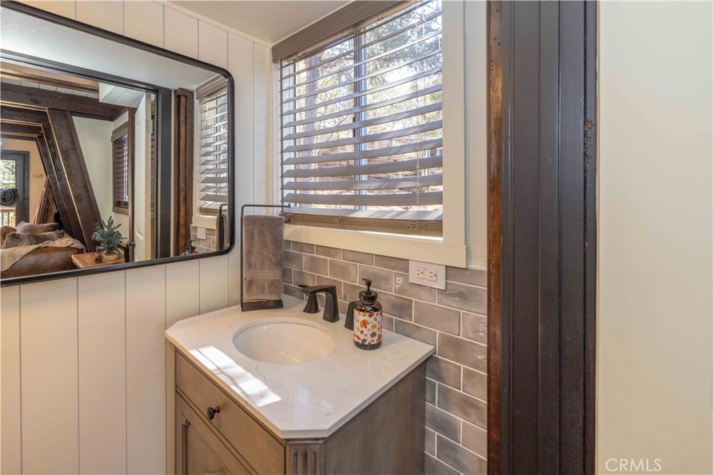 1107 Cedar Mountain Road