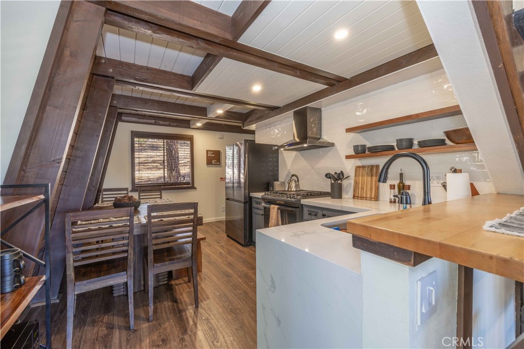 1107 Cedar Mountain Road