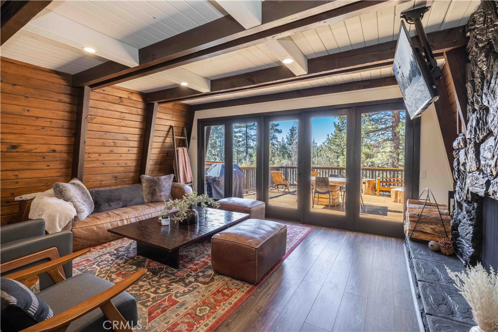 1107 Cedar Mountain Road