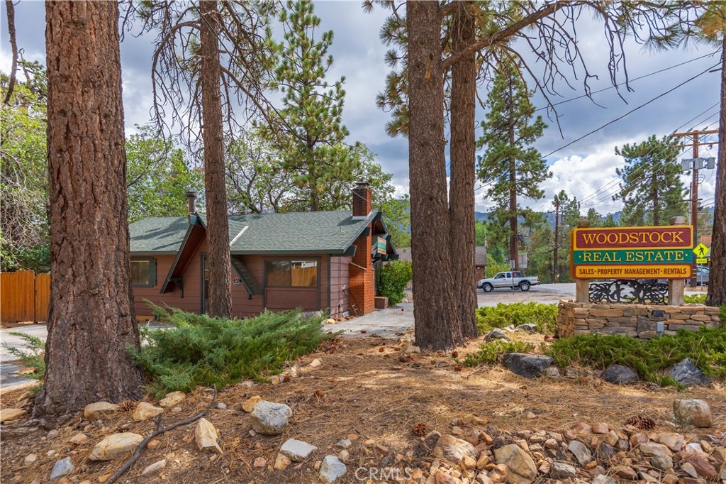 479 Maple Lane