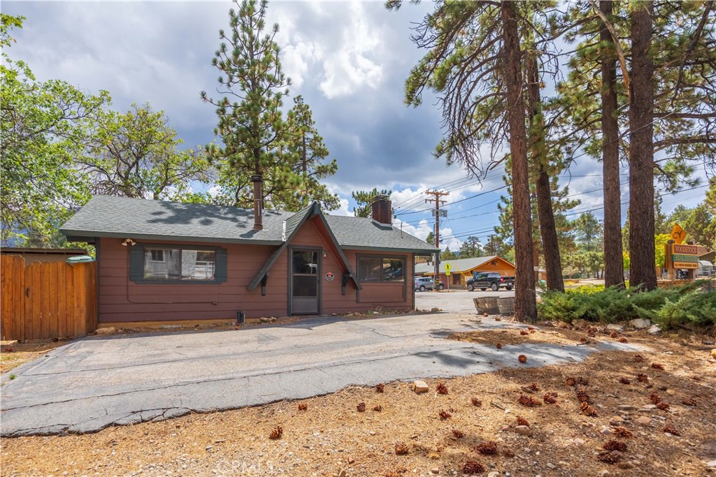 479 Maple Lane