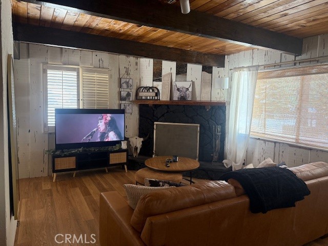 828 W Sherwood Boulevard